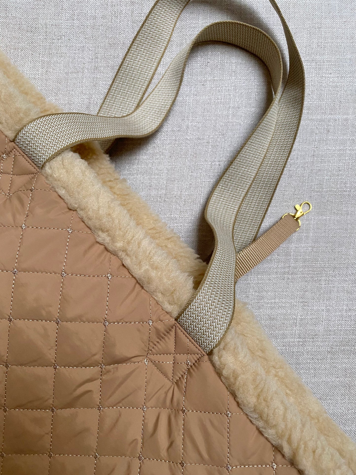 Teddy Dog Bag - Reisebettchen - Mandel