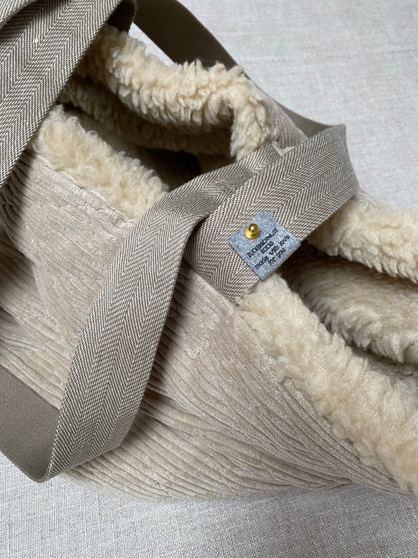 Cord Teddy Dog Bag Beige