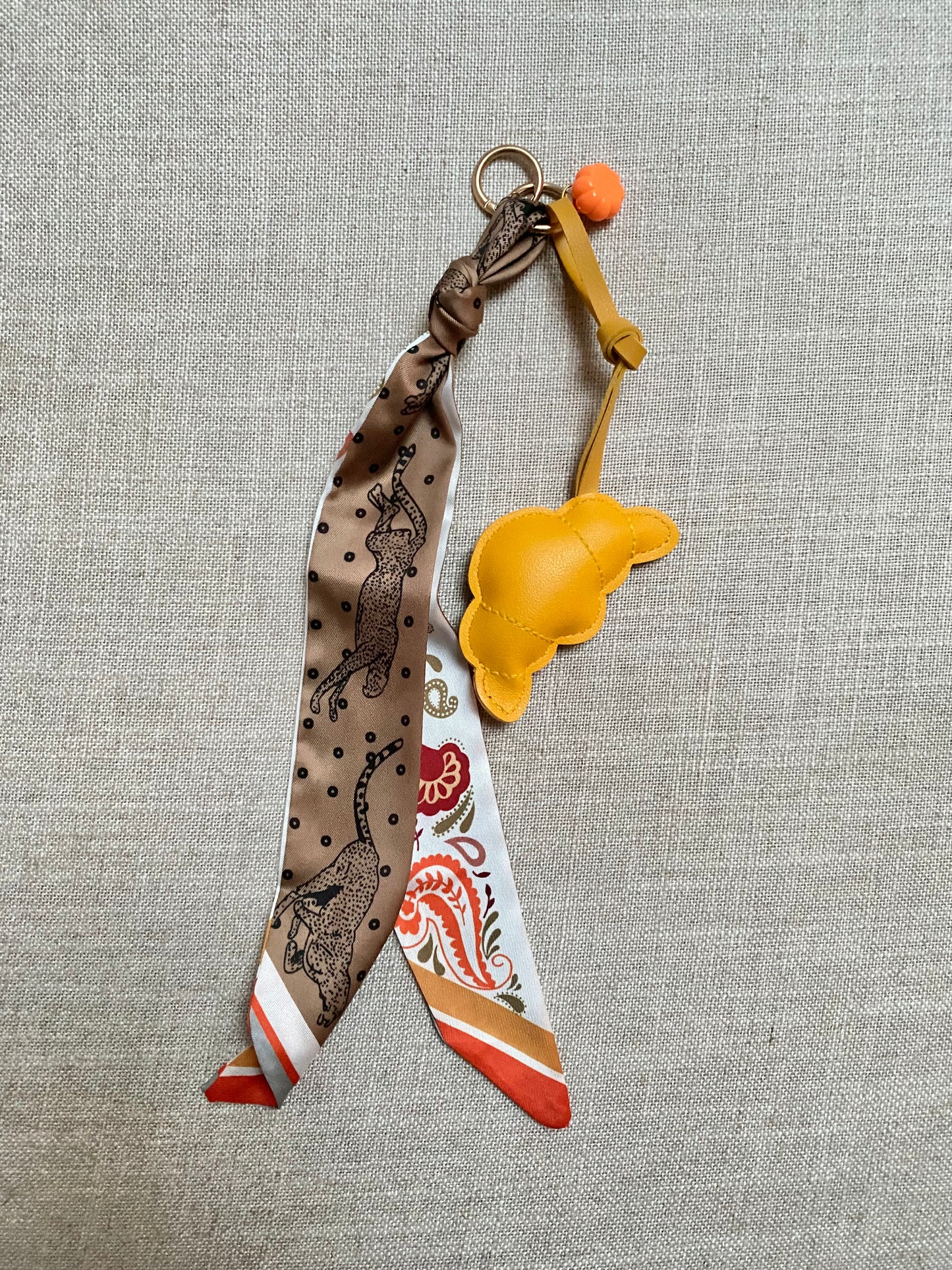 Taschenanhänger Croissant