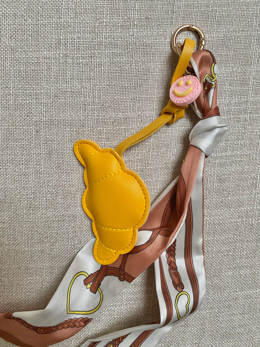 Taschenanhänger Croissant